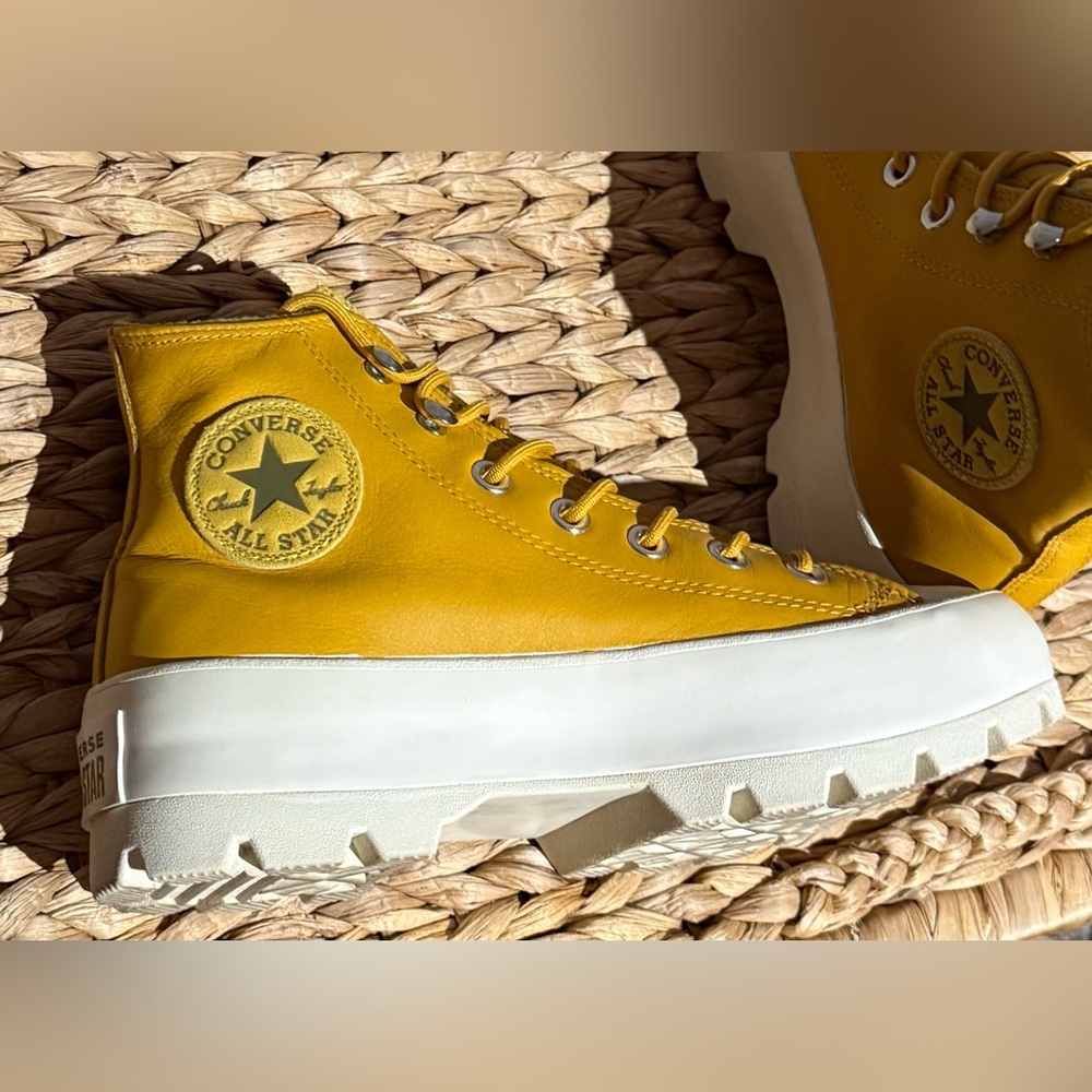 Sold | Converse | High-Top Gore-Tex Waterproof Leather Lugged Sneakers Mustard - Picture 6 of 10